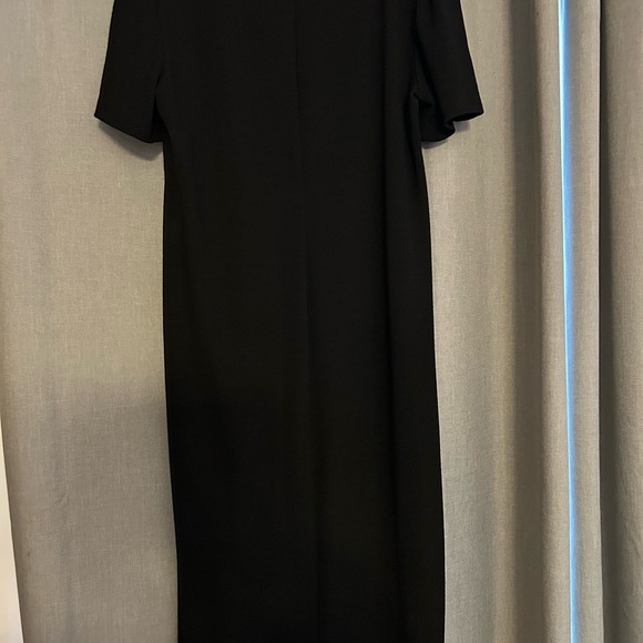 Elegant Long Black Evening Dress Shimmering - Picture 2 of 5